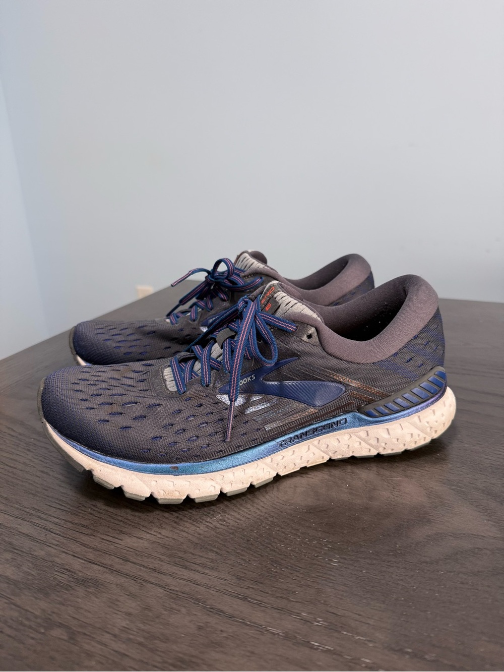 Brooks Transcend 6 Men’s Running Shoes Gray Blue Size 9.5 D